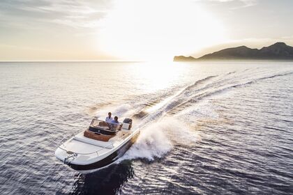 Hire Motorboat Capoforte CX240 Port Cogolin