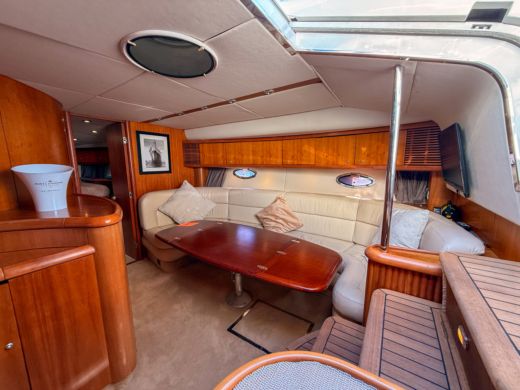 Motorboat Sunseeker Portofino 50 Boat layout