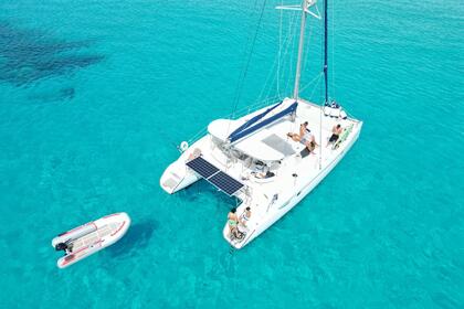 Rental Catamaran Fountaine Pajot Lavezzi Ibiza