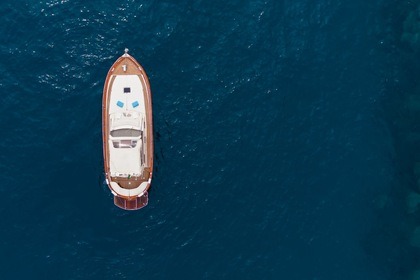 Location Bateau à moteur Apreamare ApreaMare 10 Amalfi