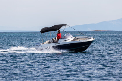 Charter Motorboat Jeanneau Cap Camarat 5.5 WA Medulin