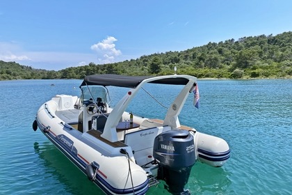 Location Semi-rigide CAPELLI Tempest 770 Split