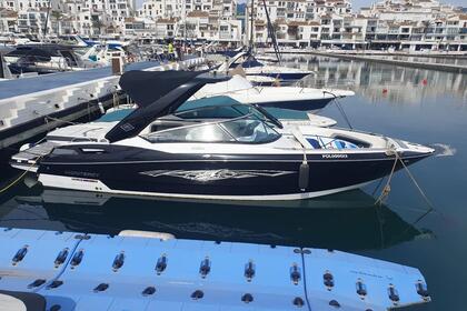 Location Bateau à moteur Monterey 288 SS Fréjus