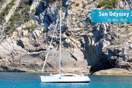 Hyra båt Segelbåt Jeanneau Sun Odyssey 32i Santa Eulalia del Río