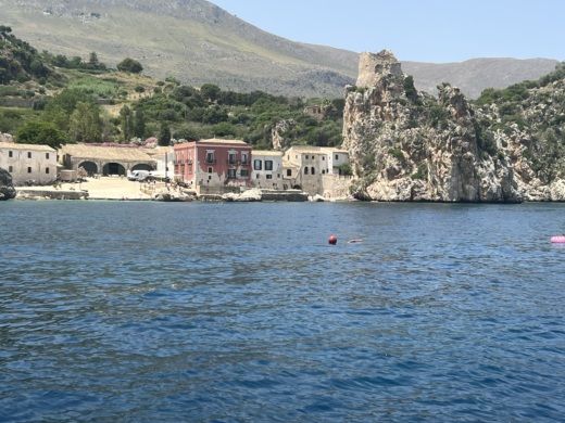 Motorboat Piantoni 39 Evolution Boot Grundriss