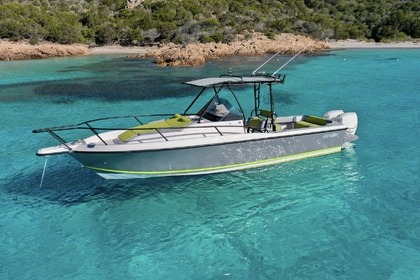 Rental Motorboat Intrepid 28.4 walkaround Porto Cervo