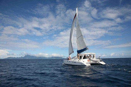 Charter Catamaran LEOPARD - ROBERTSON & CAINE Leopard  43 Pape'ete