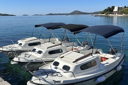 Charter Boat without licence  Mlaka sport Adria 500 Vodice