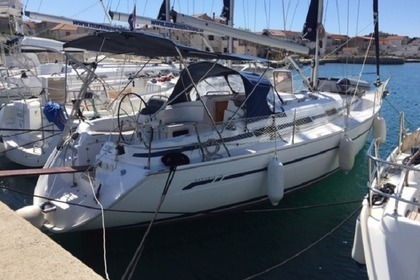 Hire Sailboat BAVARIA 36 CRUISER Murter