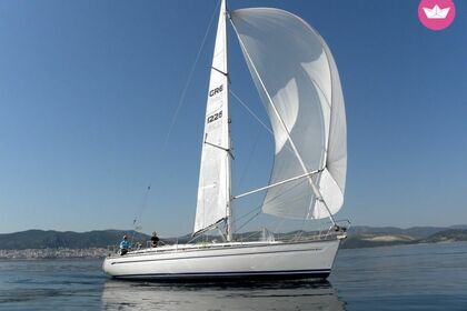 Hyra båt Segelbåt BAVARIA 44 Keramoti