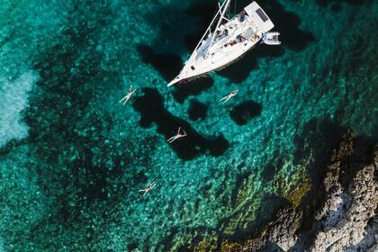 Hyra båt Segelbåt Jeanneau ONE DESING Hvar