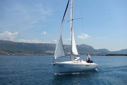 Location Voilier BENETEAU First 21.7 p Split