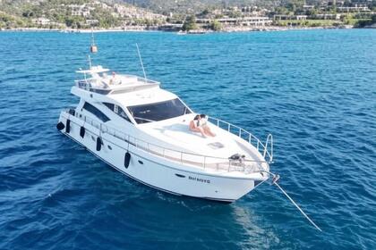 Noleggio Yacht a motore DELLA PIETA' YACHT 20 mt 4 cabin Poltu Quatu