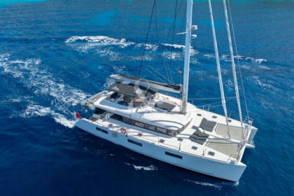 Rental Catamaran Lagoon Lagoon 620 Mallorca