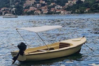 Miete Motorboot Elan Elan Pasara 490 Tivat