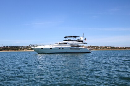 Hire Motor yacht Fairline Squadron 56 Olhão