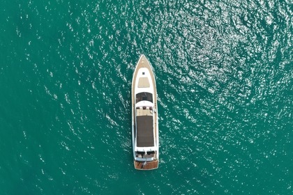 Hire Motor yacht Mazarin 72 Sarandë