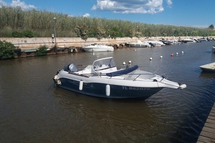 Rental Motorboat Quicksilver 630 Hyères