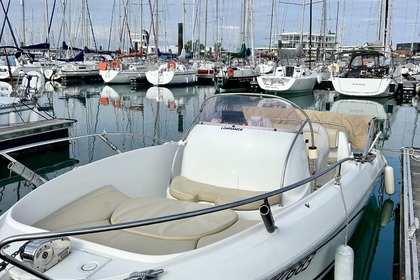 Charter Motorboat Beneteau Flyer 650 La Rochelle