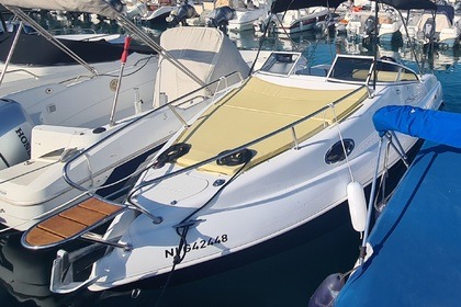 Hire Motorboat Aquabat Cruisers 20 Nice