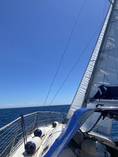 Saint-Cyprien Sailboat Beneteau Oceanis Clipper 311 alt tag text