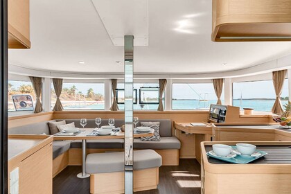 Charter Catamaran  Lagoon 42 Cugnana Verde