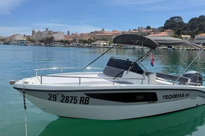 Charter Motorboat Teorema 20 Sundeck Rab
