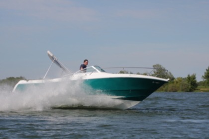 Location Bateau à moteur Jeanneau Cap Camarat 725 Mâcon