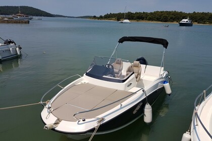 Miete Motorboot Quicksilver Activ 605 Sundeck Lopar Marina