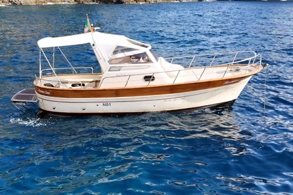 Hire Motorboat Fratelli Aprea 750 Amalfi