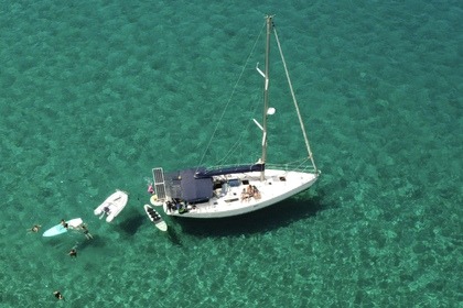 Hire Sailboat Jeanneau Sun Odyssey 40 Mahón