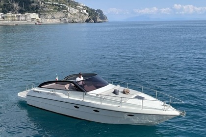Charter Motorboat Pershing Pershing 33s Amalfi
