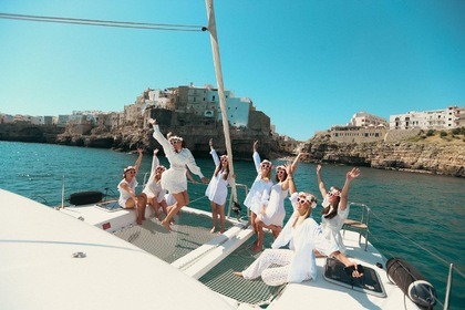 Charter Catamaran Lagoon Lagoon 39 Polignano a Mare