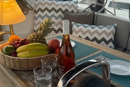 Hire Sailboat Bavaria Cruiser 46 Preveza