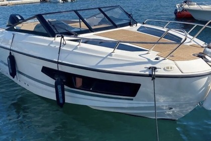 Charter Motorboat Quicksilver Activ 755 Cruiser Marseille