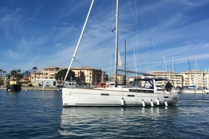 Miete Segelboot BENETEAU OCEANIS 45 Salerno