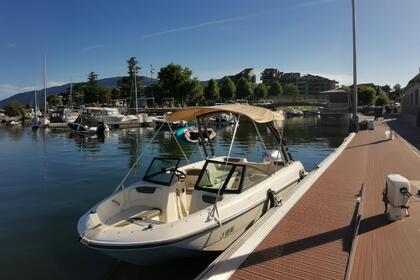 Charter Motorboat Bayliner Élément 7 Aix-les-Bains