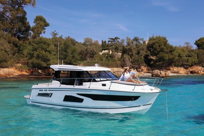 Miete Motorboot Jeanneau Merry Fisher 1095 80070 Bacoli
