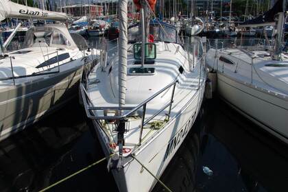 Noleggio Barca a vela BENETEAU 33.1 Riva del Garda