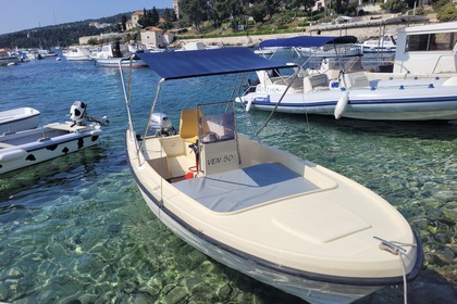 Rental Motorboat Ven 501 Hvar