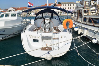 Hyra båt Segelbåt Beneteau Oceanis Clipper 323 Biograd na Moru