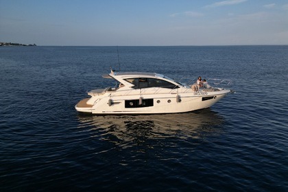 Noleggio Barca a motore Cranchi M44 Catania