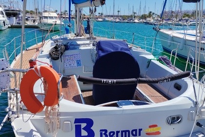 Alquiler Velero Beneteau Oceanis 43.2 La Manga