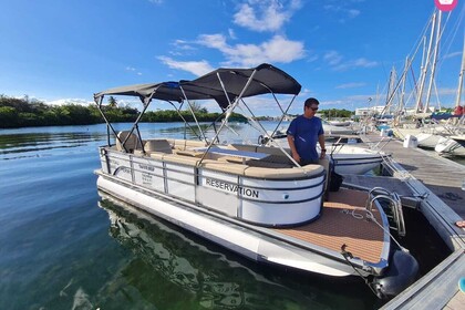 Miete Boot ohne Führerschein  Arvor Trading Smartliner Pontoon 180 Le Gosier