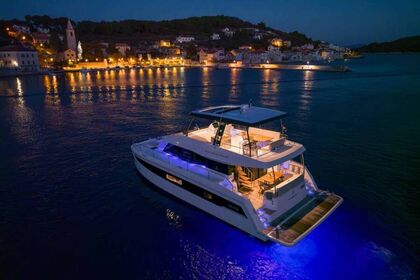 Rental Motorboat Fountaine Pajot MY.6 Le Marin