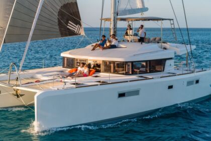 Charter Catamaran 5 CABINS LUXURY CATAMARAN  FOR 10 PERSONS Athens
