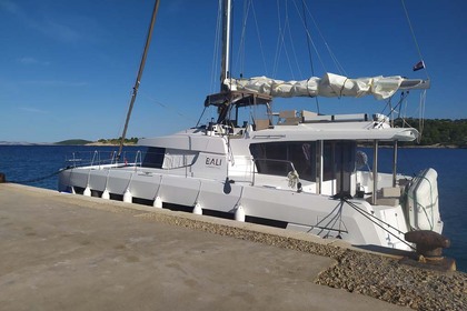 Miete Katamaran Catana Group Bali 4.4 - 4 + 1 cab. Palma de Mallorca