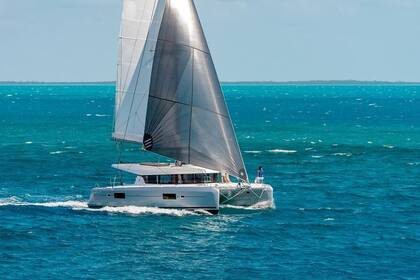Noleggio Catamarano  LAGOON 42 17 WATERMAKER Mahé