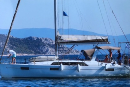 Aluguel Veleiro Beneteau Oceanis 41.1 Atenas