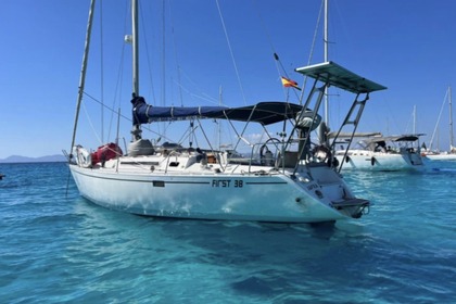 Hire Sailboat Beneteau First 38 Sitges